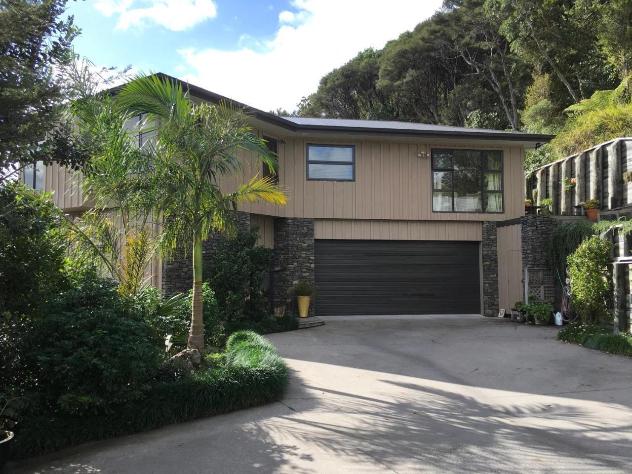 Puka Heights Bed & Breakfast Pauanui Bagian luar foto